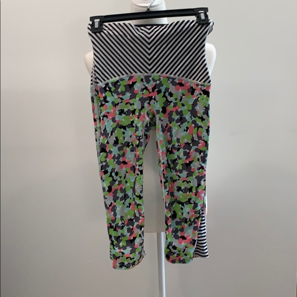 SPANX ACTIVE CROPPED LEGGINGS - PERFECT CONDITION!